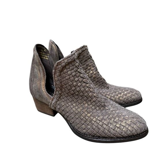 Very Volatile Veracruz Handwoven Leather Cut Out Pointed Ankle Booties size 6.5 - Picture 1 of 6
